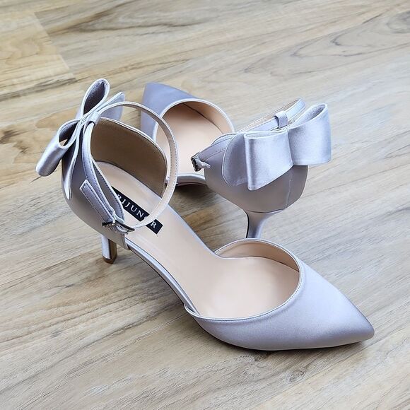 🩵NWOB Silver Satin Bow Strappy Heels Size 8 - Picture 6 of 13
